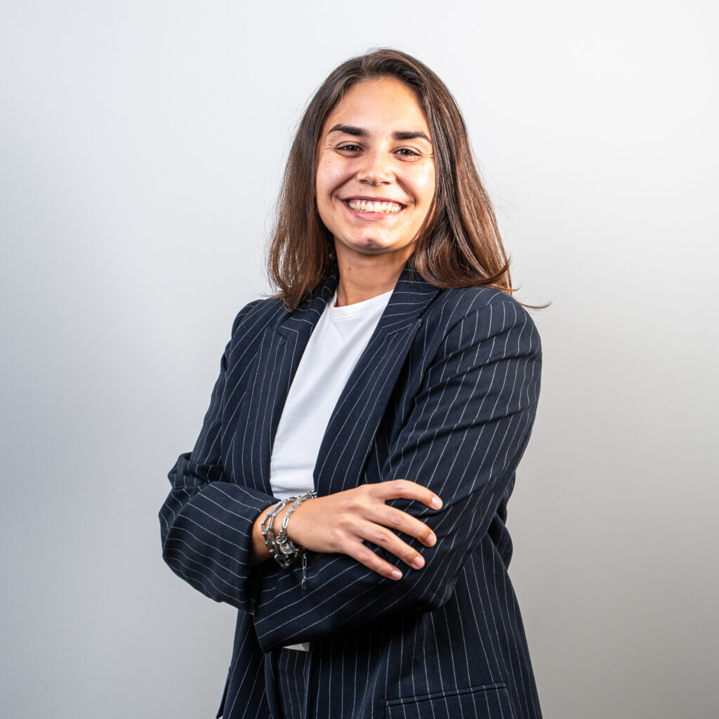 Ritratto Greta Cavaliere, Graphic Designer e Communication Specialist, Collaboratrice Webshop Helea.